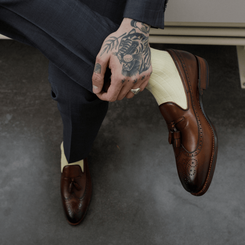 die nachhaltigen socken von what you stand for. sind durch die zeitlosen designs die perfecte ergänzung zu deinem stylishen outfit. nice und unkompliziert, so wie socken sein sollten. wysf.