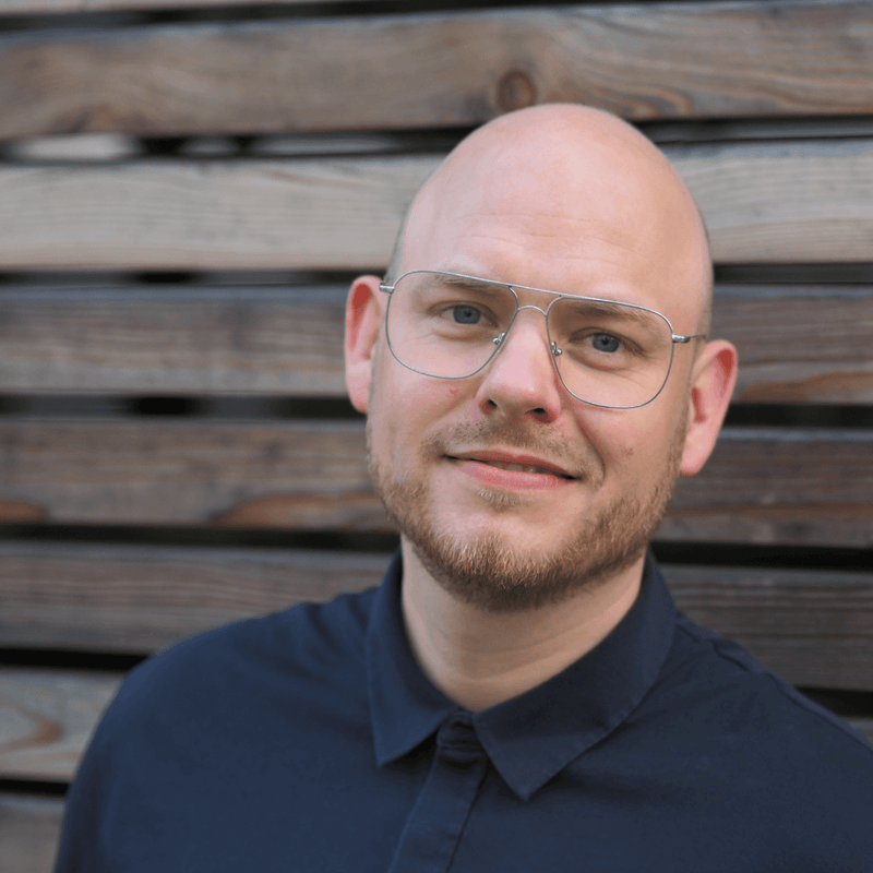 wysf. gründer jonathan von what you stand for. wollte sich selbst verwirklichen und dabei andere menschen inspirieren